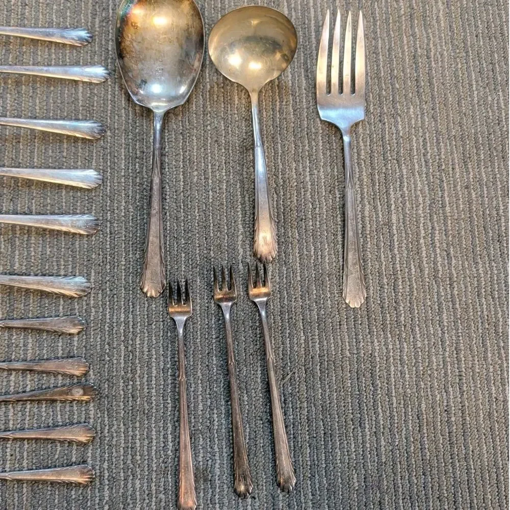 Antique Vintage Silver Triple Plate Plus Flatware & Serveware 19 Piece Lot